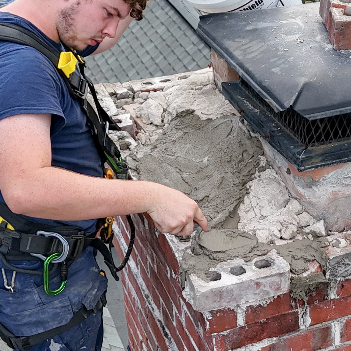 Repairing and rebuilding chimney crowns in Traveler's Rest & Roebuck, SC